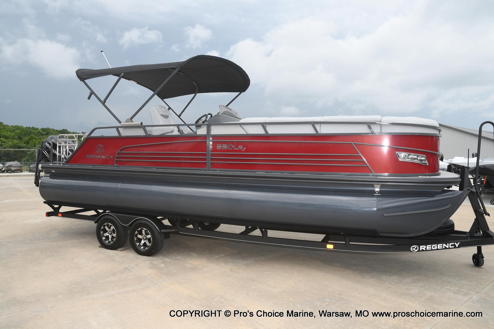 Pontoon Boats Bass Pro Shop Canada Boats And Streams Questions And