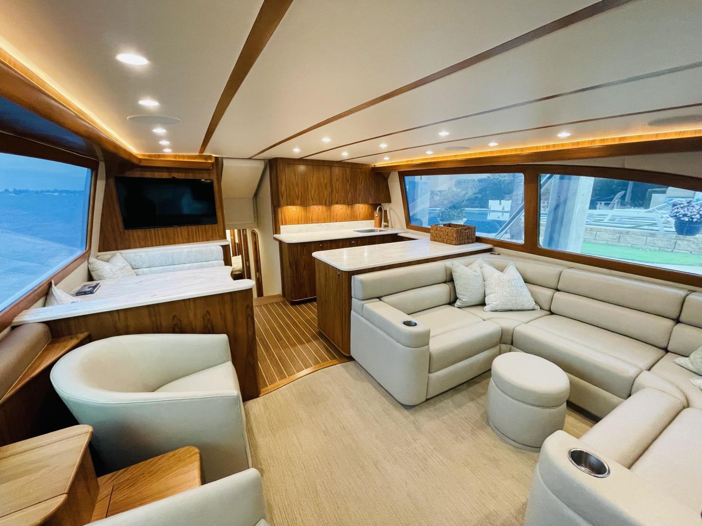 2020 Spencer Yachts | Custom Convertible