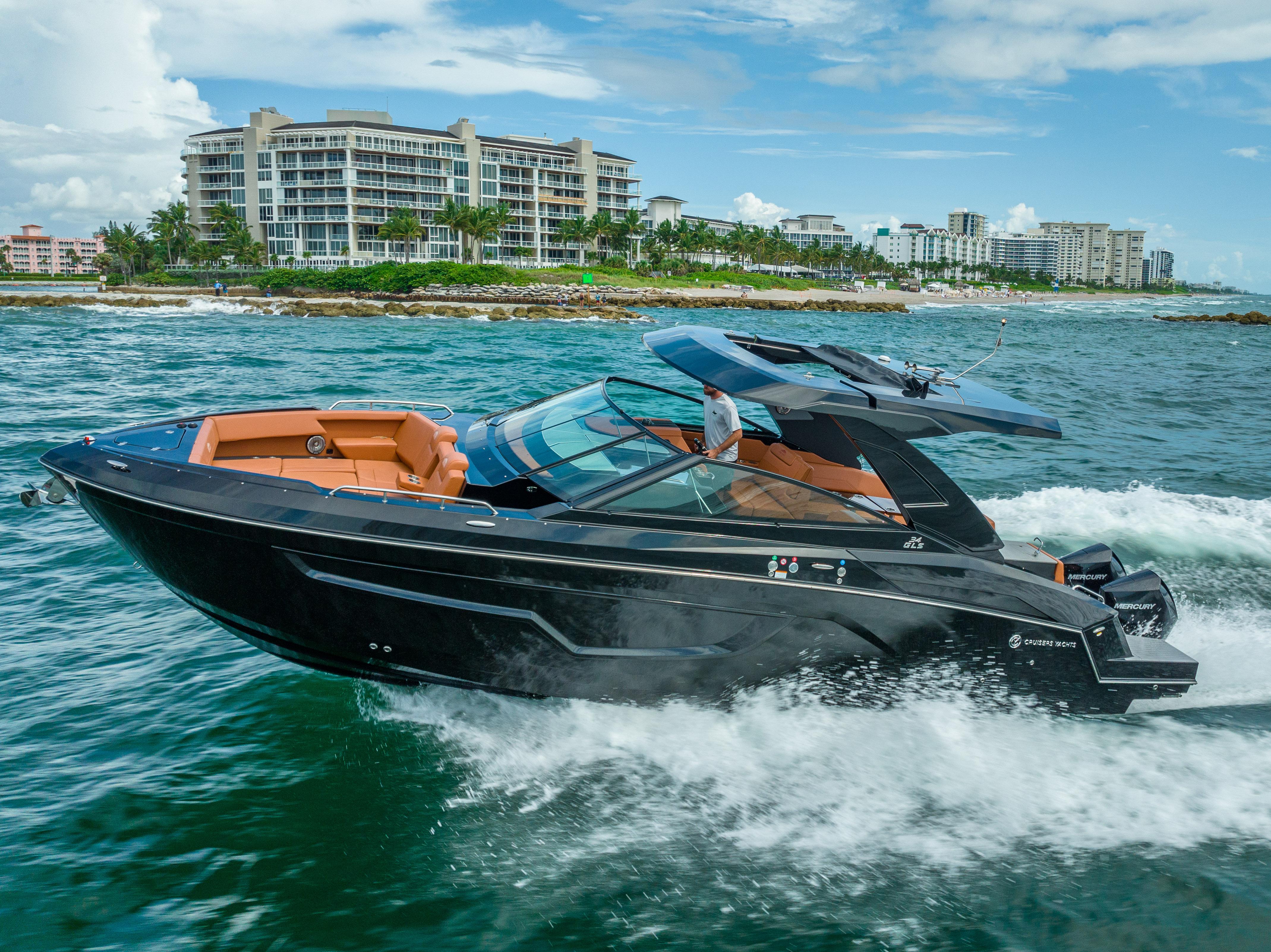 2022-cruisers-yachts-34-gls-power-9786709-20250508052542151-1_XLARGE