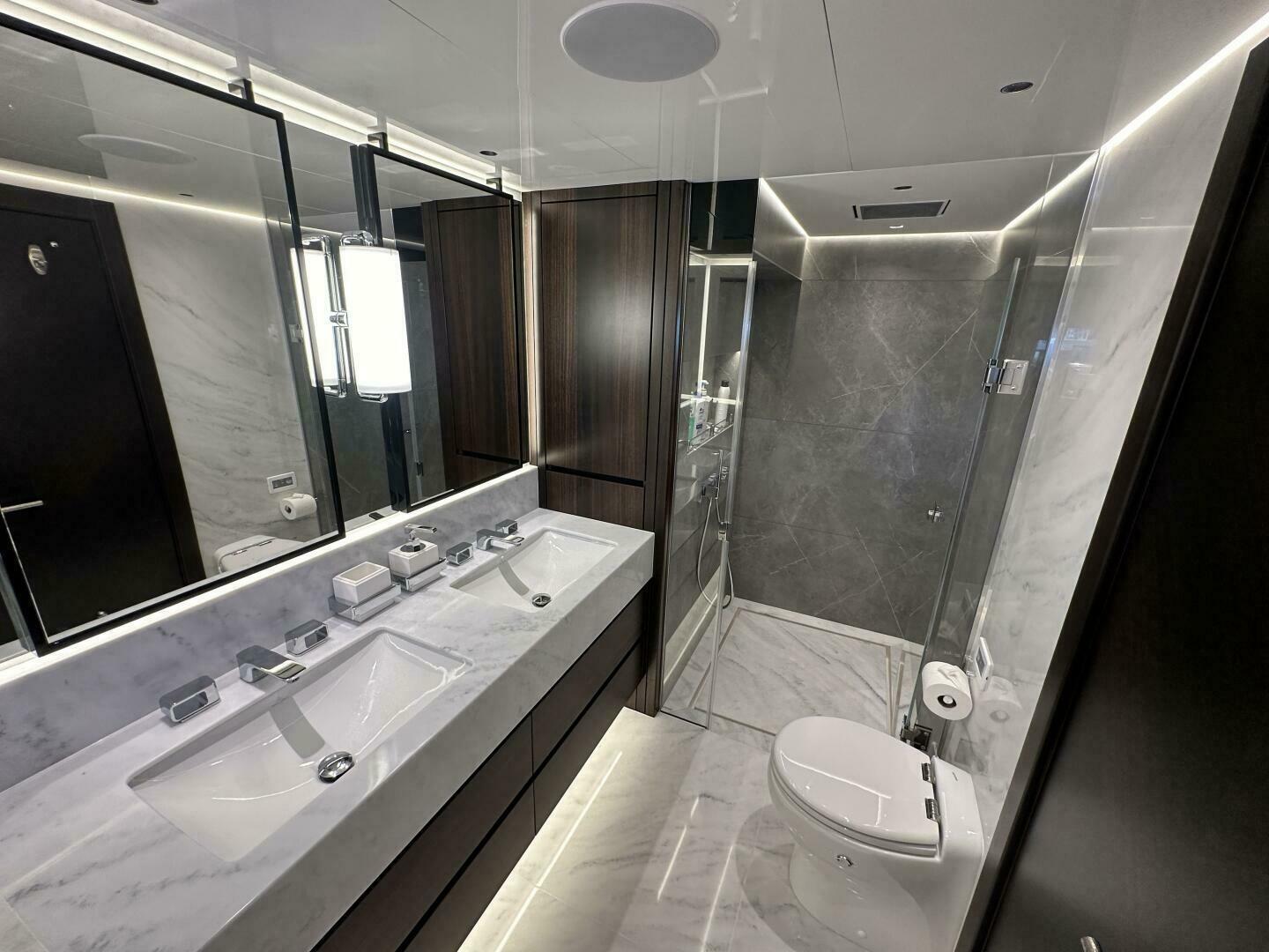2024 Sunseeker Ocean 182 - Image 43