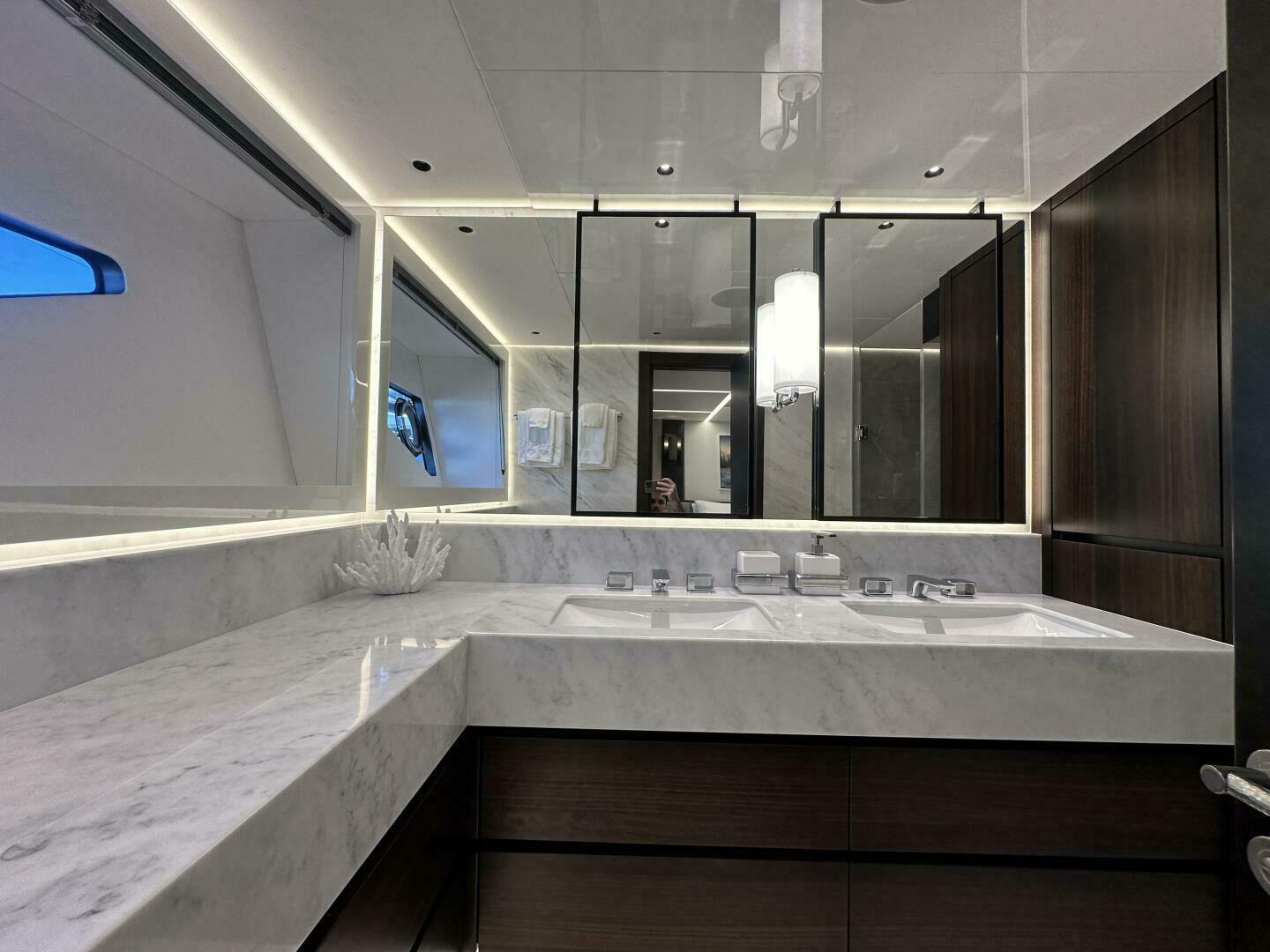 2024 Sunseeker Ocean 182 - Image 42
