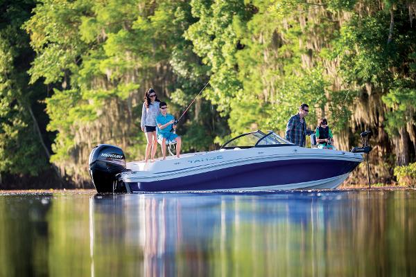 2016 Tahoe boat for sale, model of the boat is 550 TF & Image # 4 of 62
