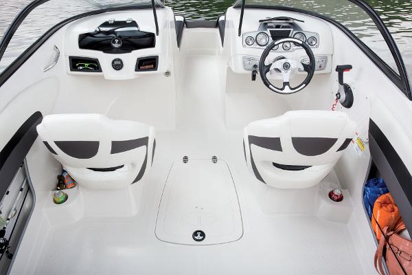 2016 Tahoe boat for sale, model of the boat is 550 TF & Image # 24 of 62