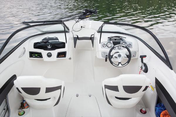 2016 Tahoe boat for sale, model of the boat is 550 TF & Image # 25 of 62