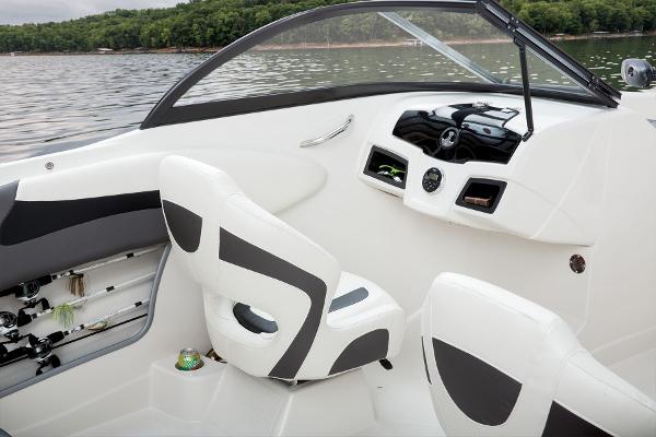 2016 Tahoe boat for sale, model of the boat is 550 TF & Image # 33 of 62