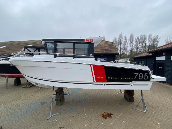 MERRY FISHER 795 SPORT