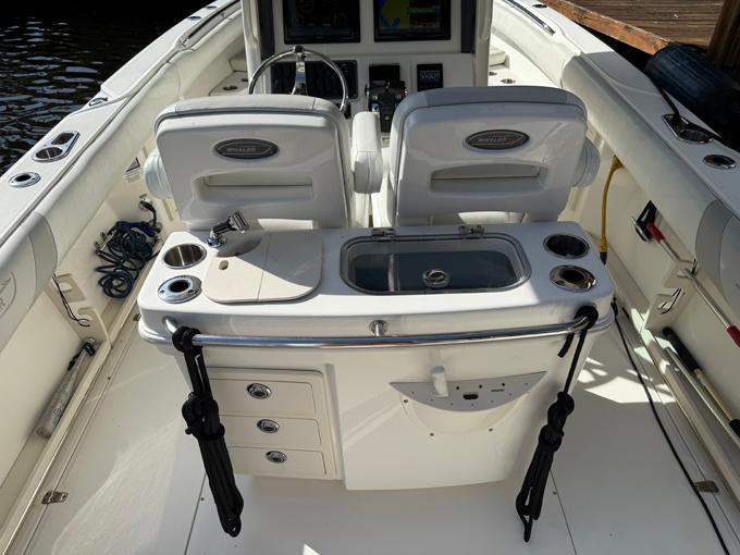 2016-boston-whaler-280-outrage-power-9796795-20250604085231825-1_XLARGE