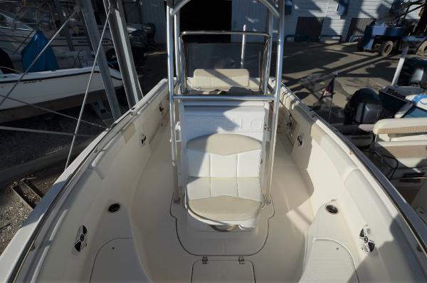 22' Robalo, Listing Number 100880024, - Photo No. 6