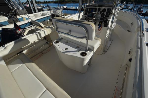 22' Robalo, Listing Number 100880024, - Photo No. 10
