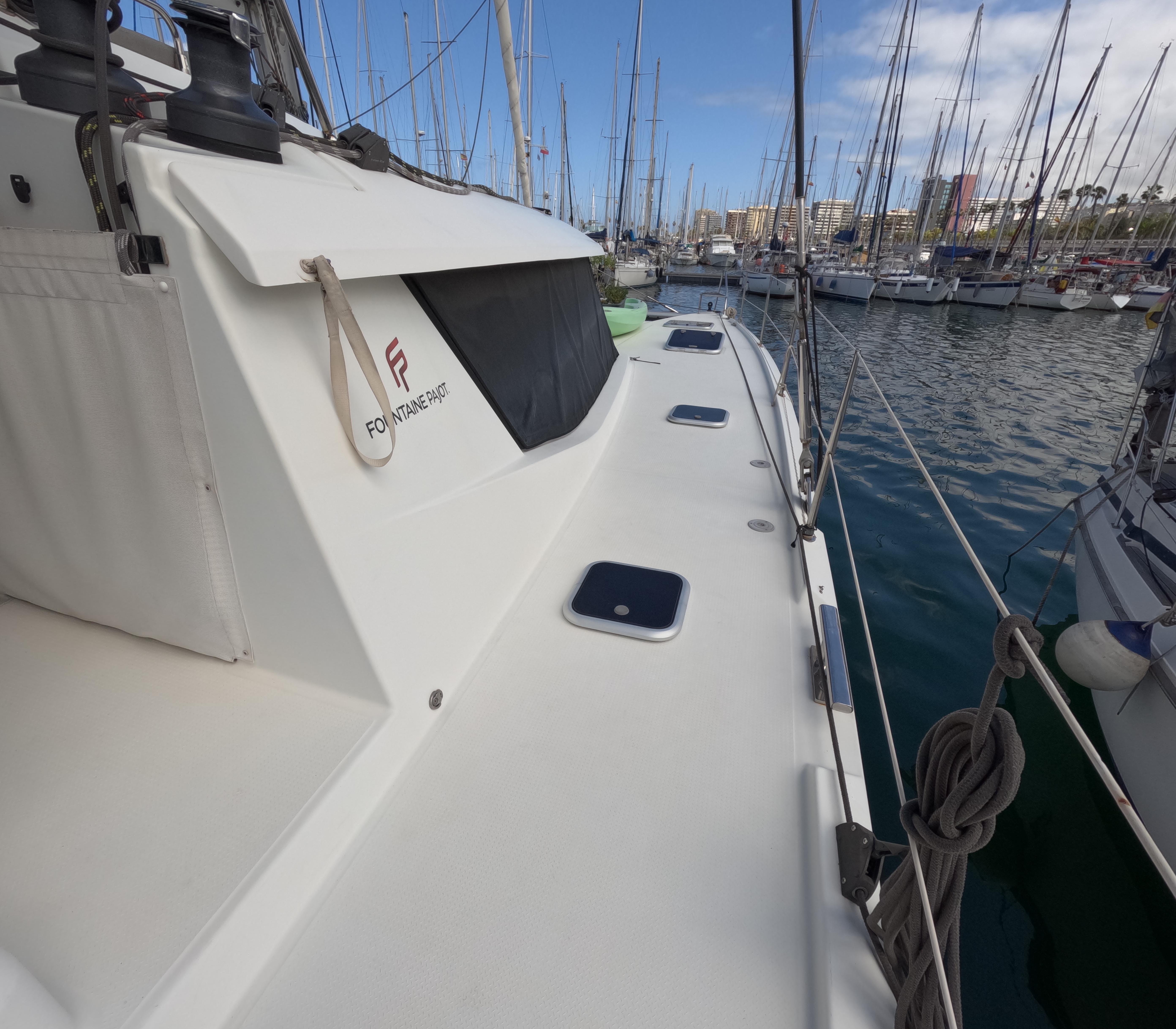 2017 Fountaine Pajot 54 