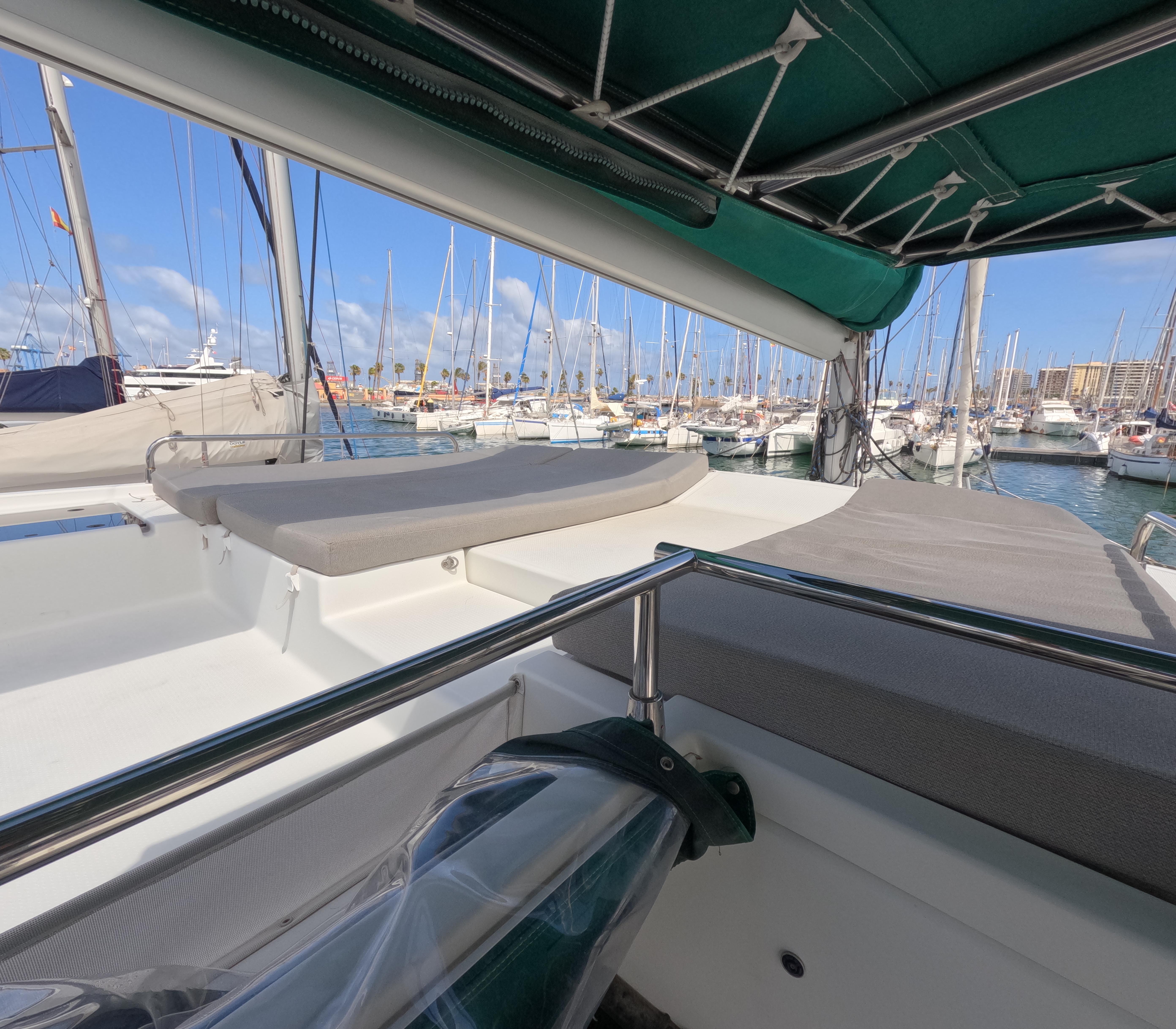 2017 Fountaine Pajot 54 