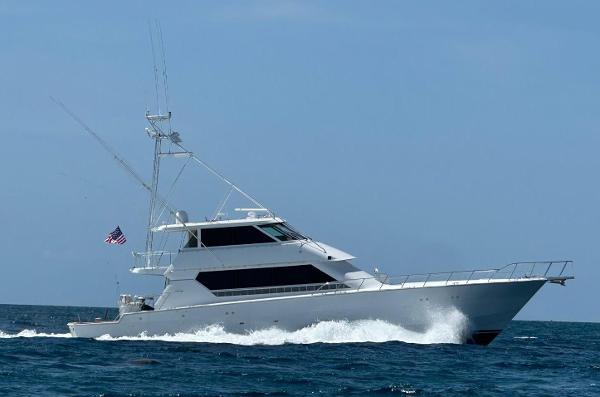 Photo of 1994 Hatteras 82'