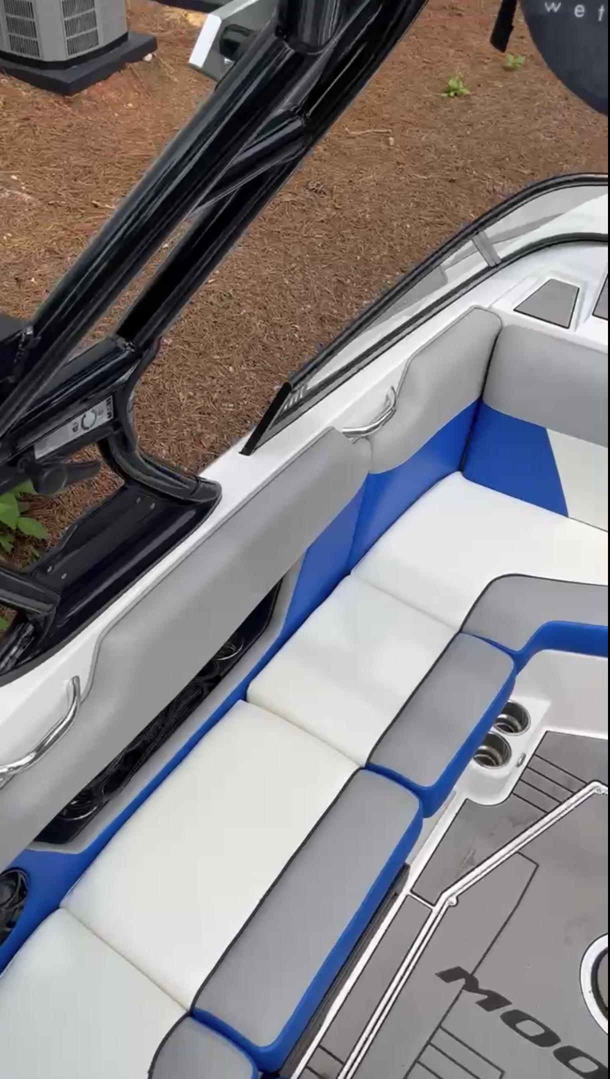 2019 Moomba Helix