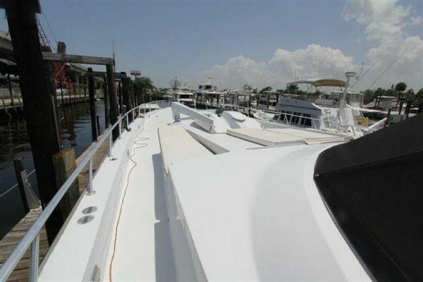 83' Falcon, Listing Number 100915590, Image No. 12