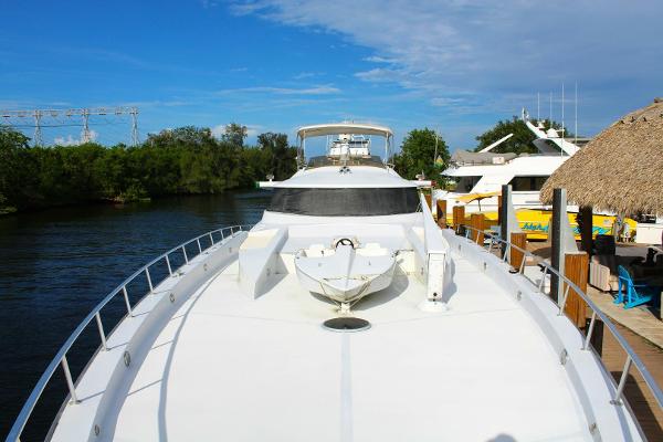 83' Falcon, Listing Number 100915590, - Photo No. 8