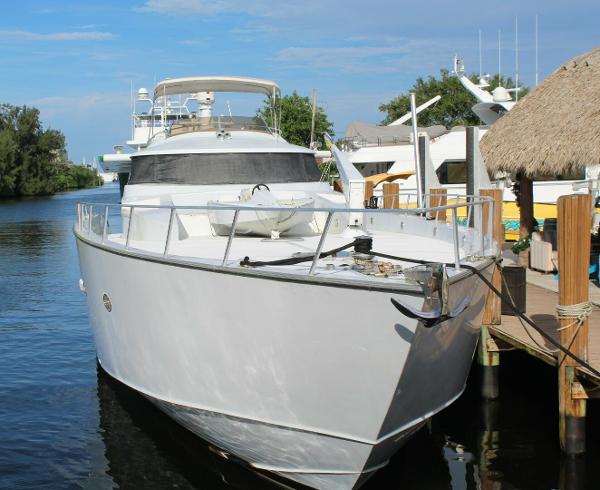 83' Falcon, Listing Number 100915590, - Photo No. 7