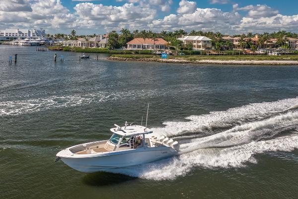 38' Boston Whaler, Listing Number 100894792, Image No. 25