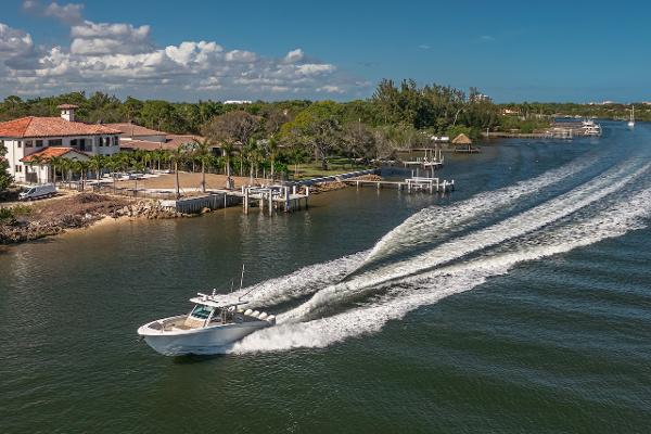38' Boston Whaler, Listing Number 100894792, Image No. 34