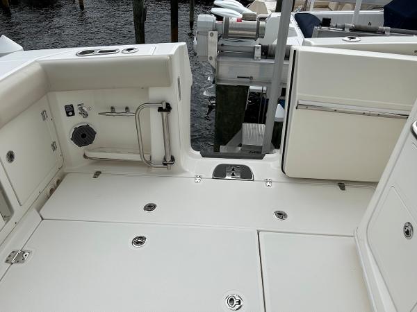 38' Boston Whaler, Listing Number 100894792, - Photo No. 39