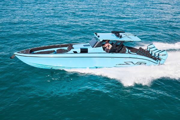 Photo of 2024 Midnight Express 43'