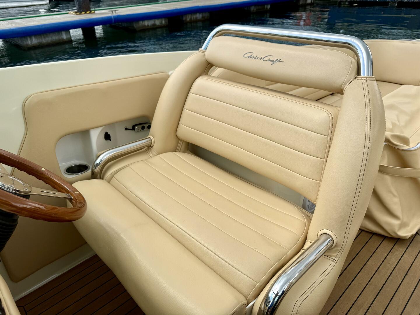 2012-chris-craft-launch-28-power-9686839-976498205-0-090420250817-18