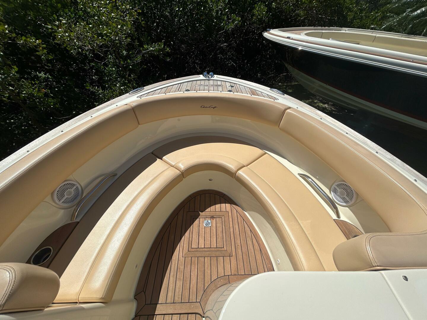 2012-chris-craft-launch-28-power-9686839-976498233-0-090420250817-24