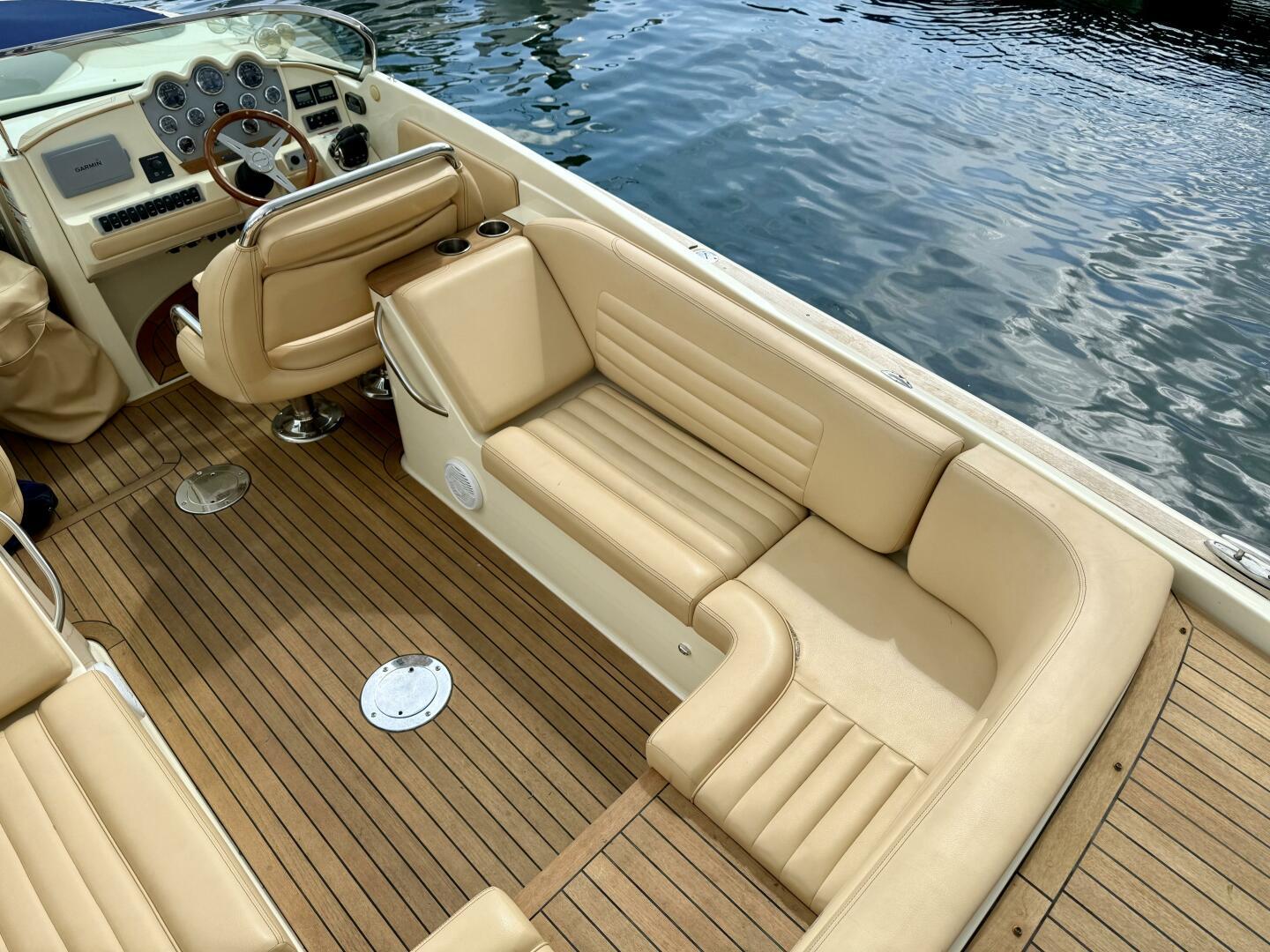 2012-chris-craft-launch-28-power-9686839-976498239-0-090420250816-10
