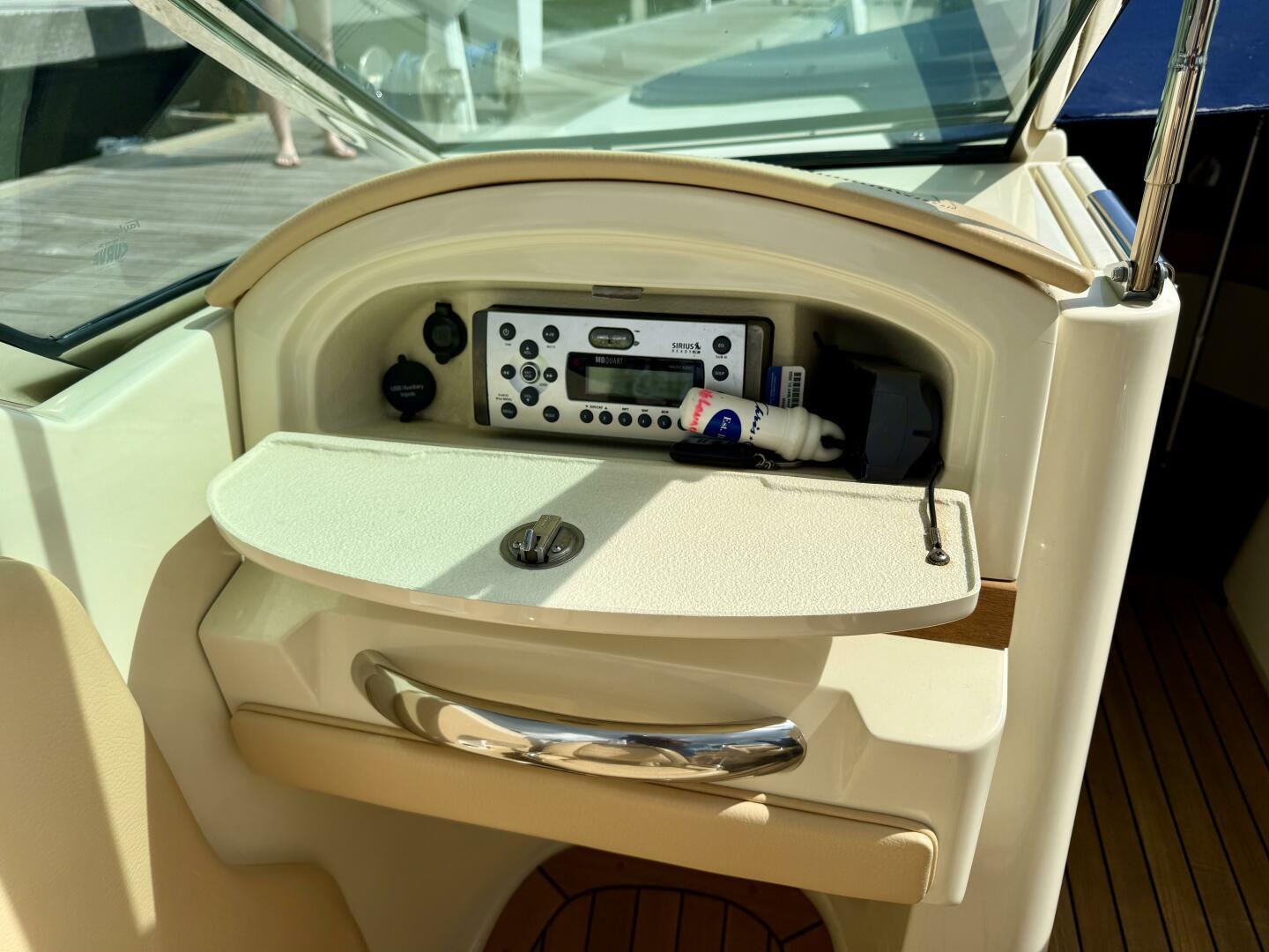 2012-chris-craft-launch-28-power-9686839-976498272-0-090420250817-19