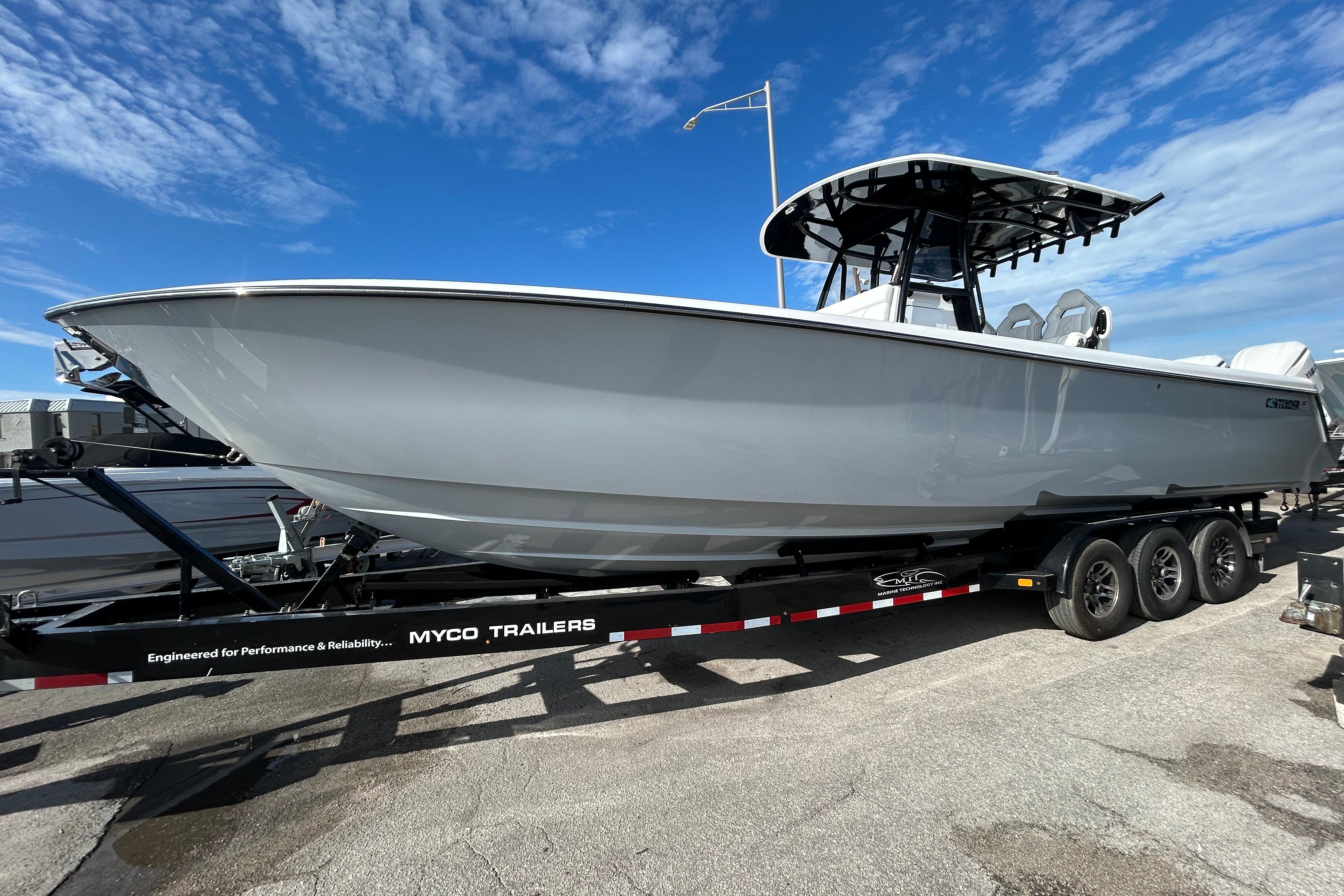 2026 Contender 35 ST-2