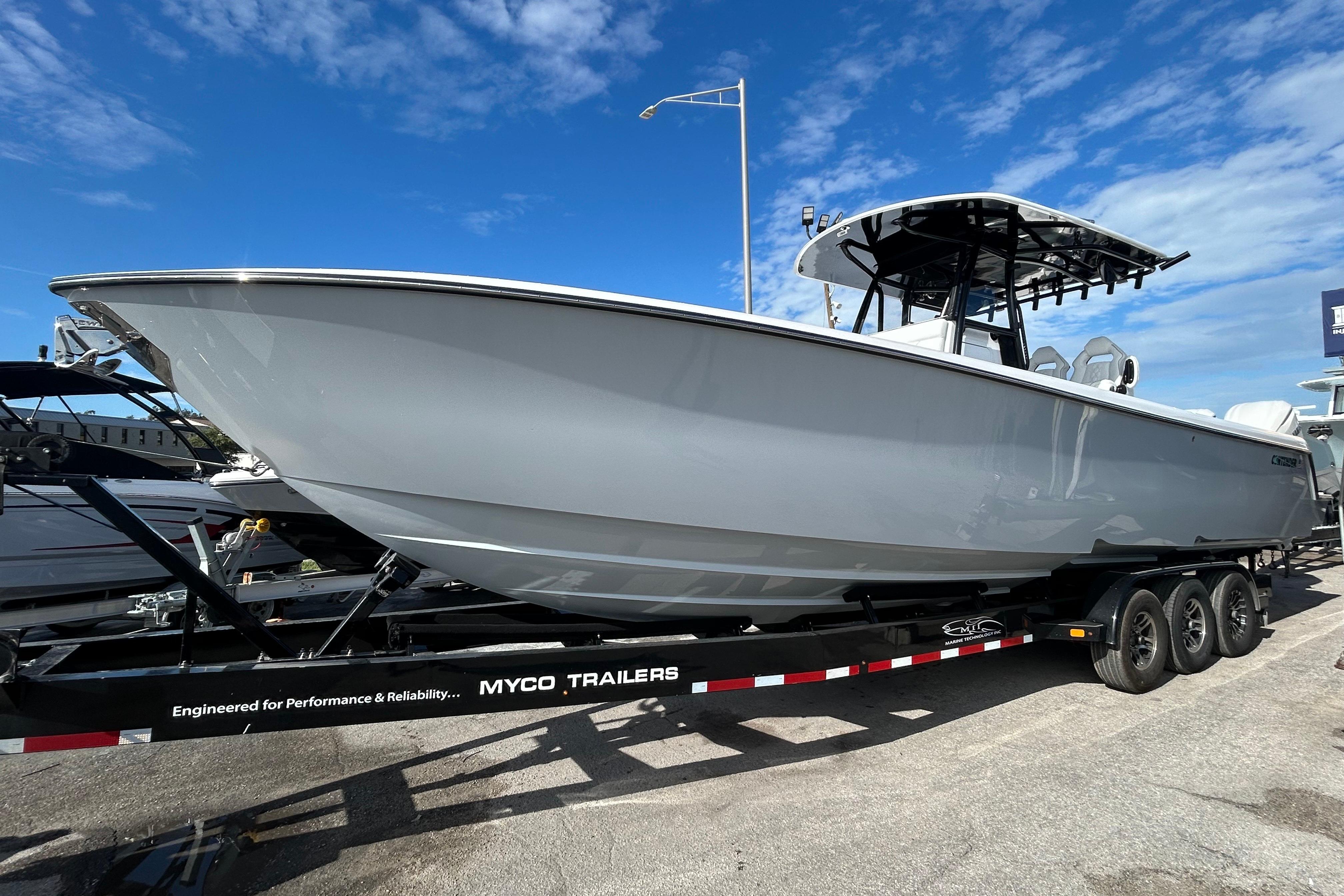 2026 Contender 35 ST-3