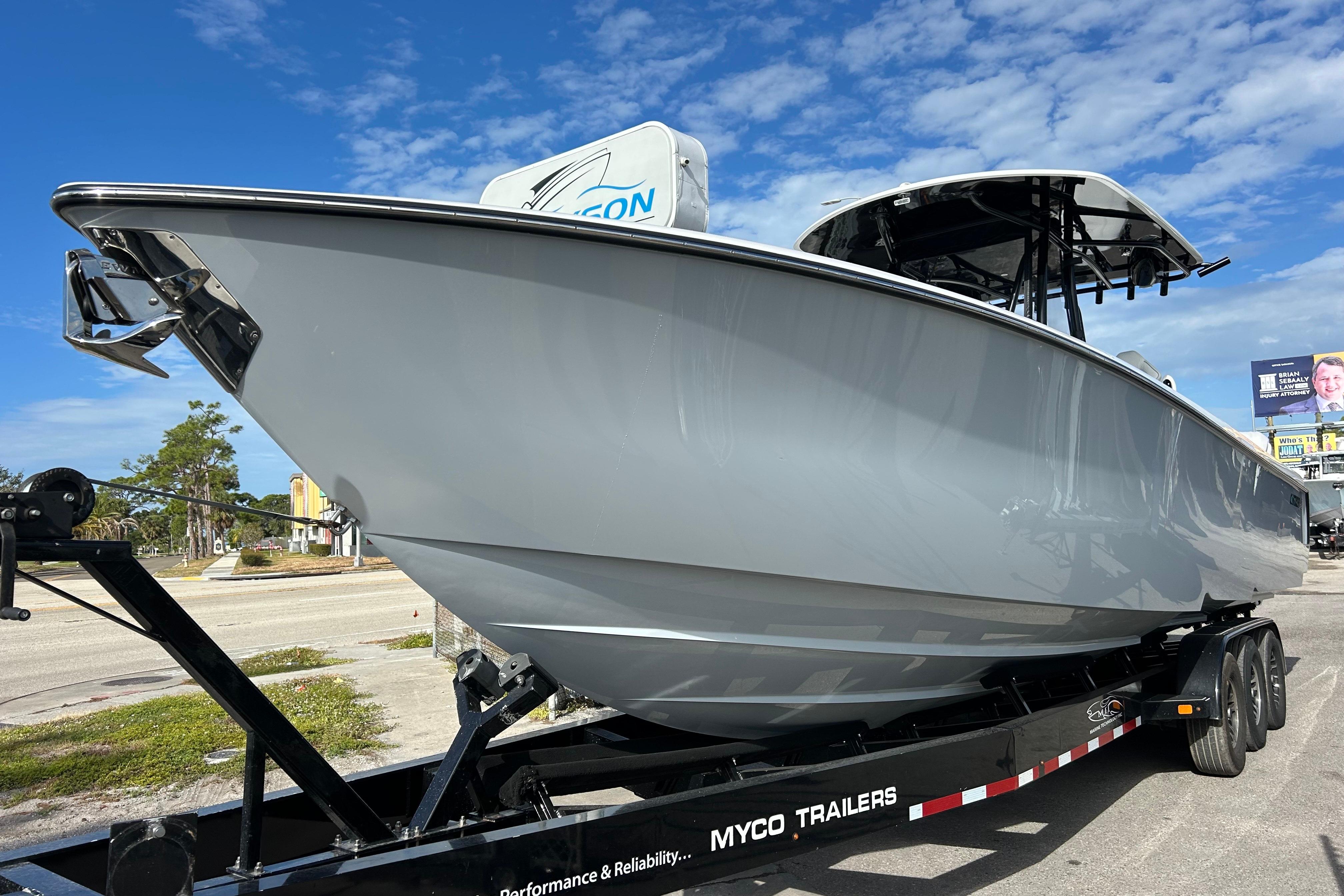 2026 Contender 35 ST-4