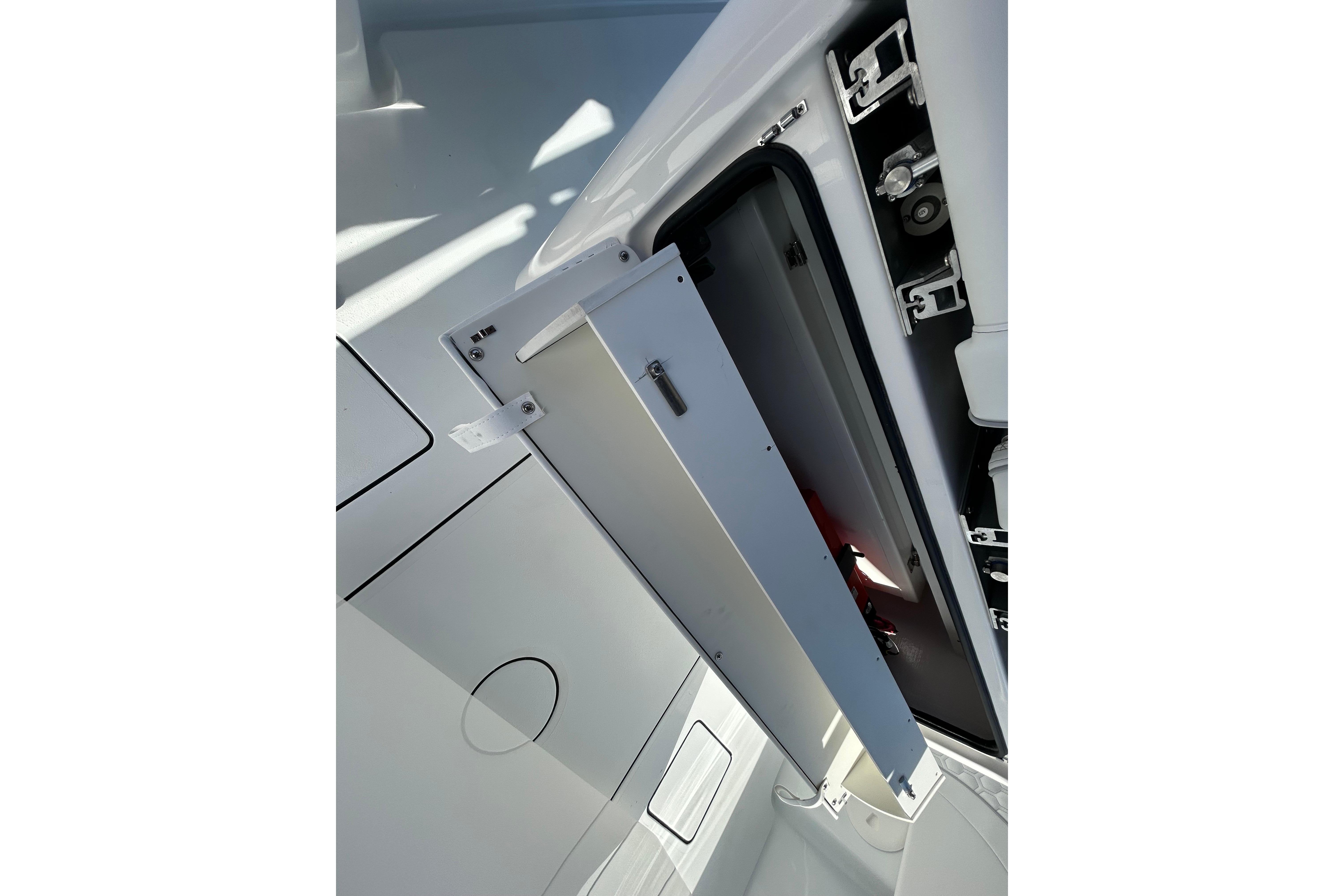 2026 Contender 35 ST-24