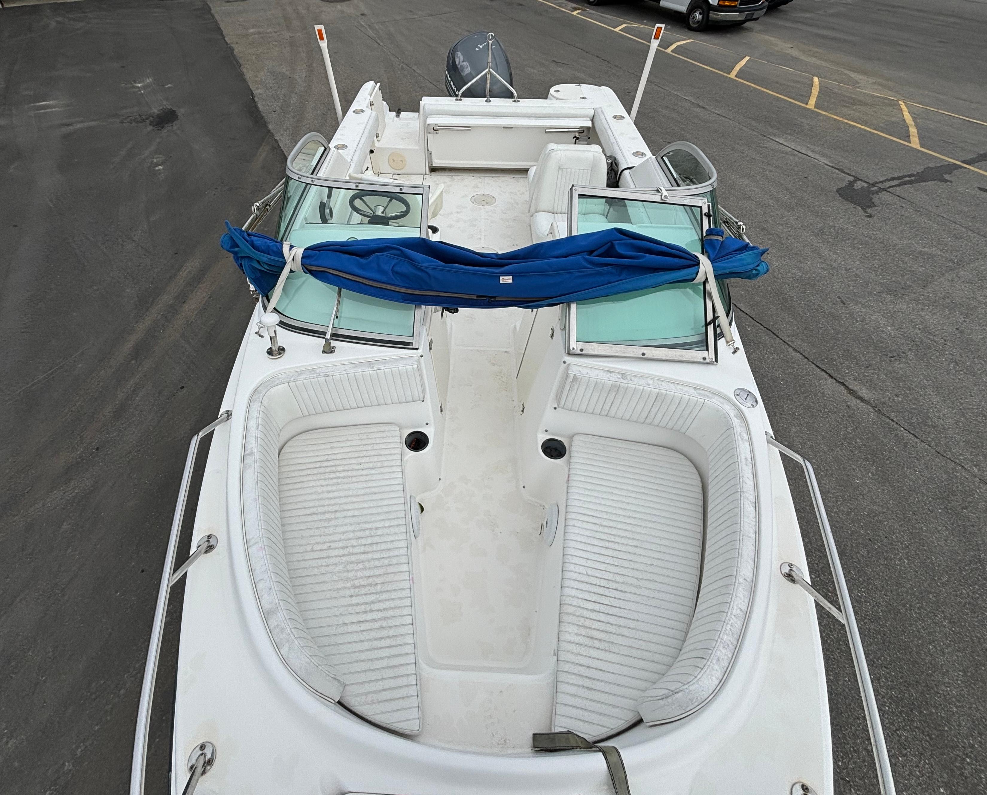 2002 Boston Whaler 210 Ventura - Image 2