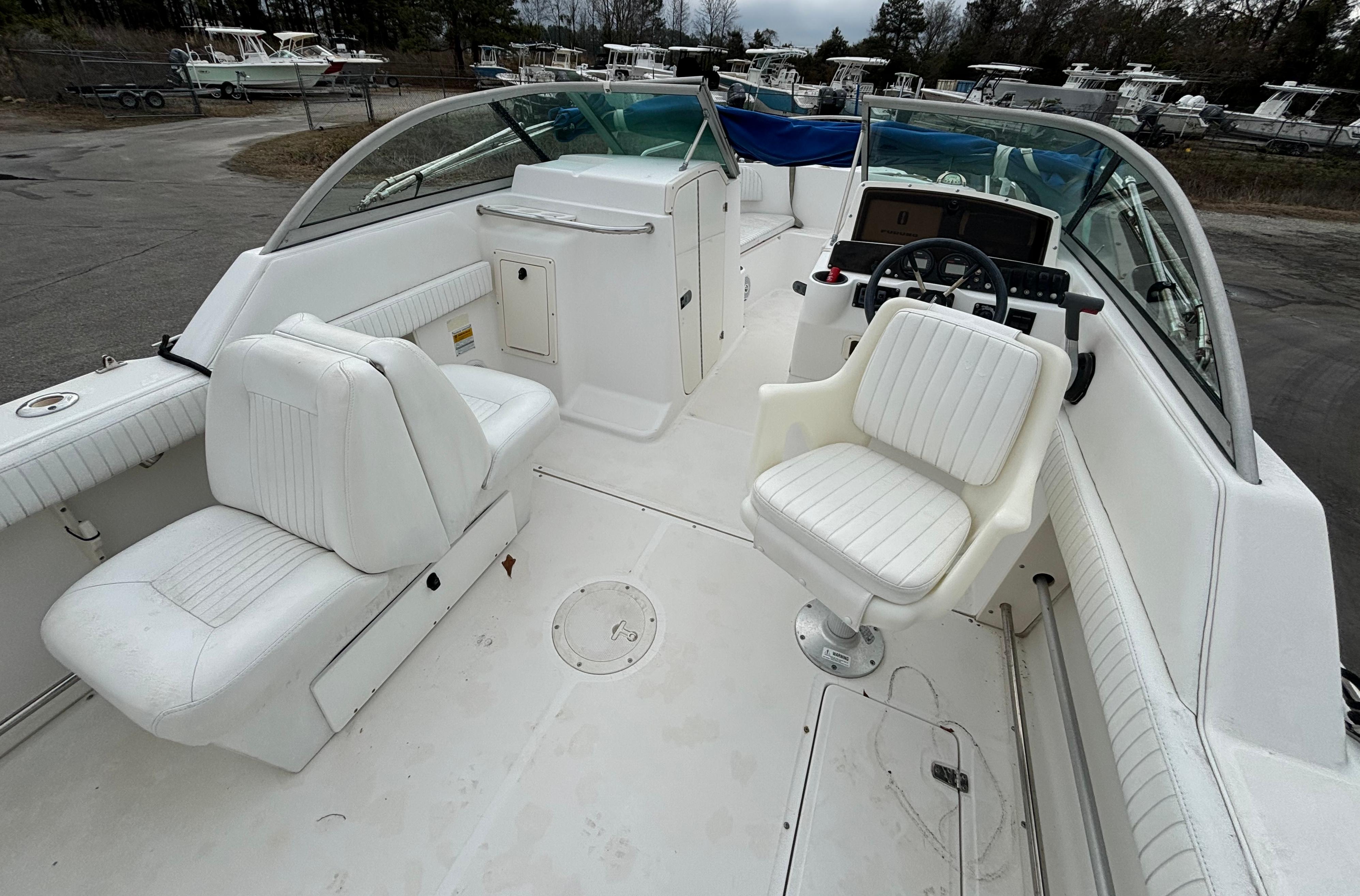 2002 Boston Whaler 210 Ventura - Image 6