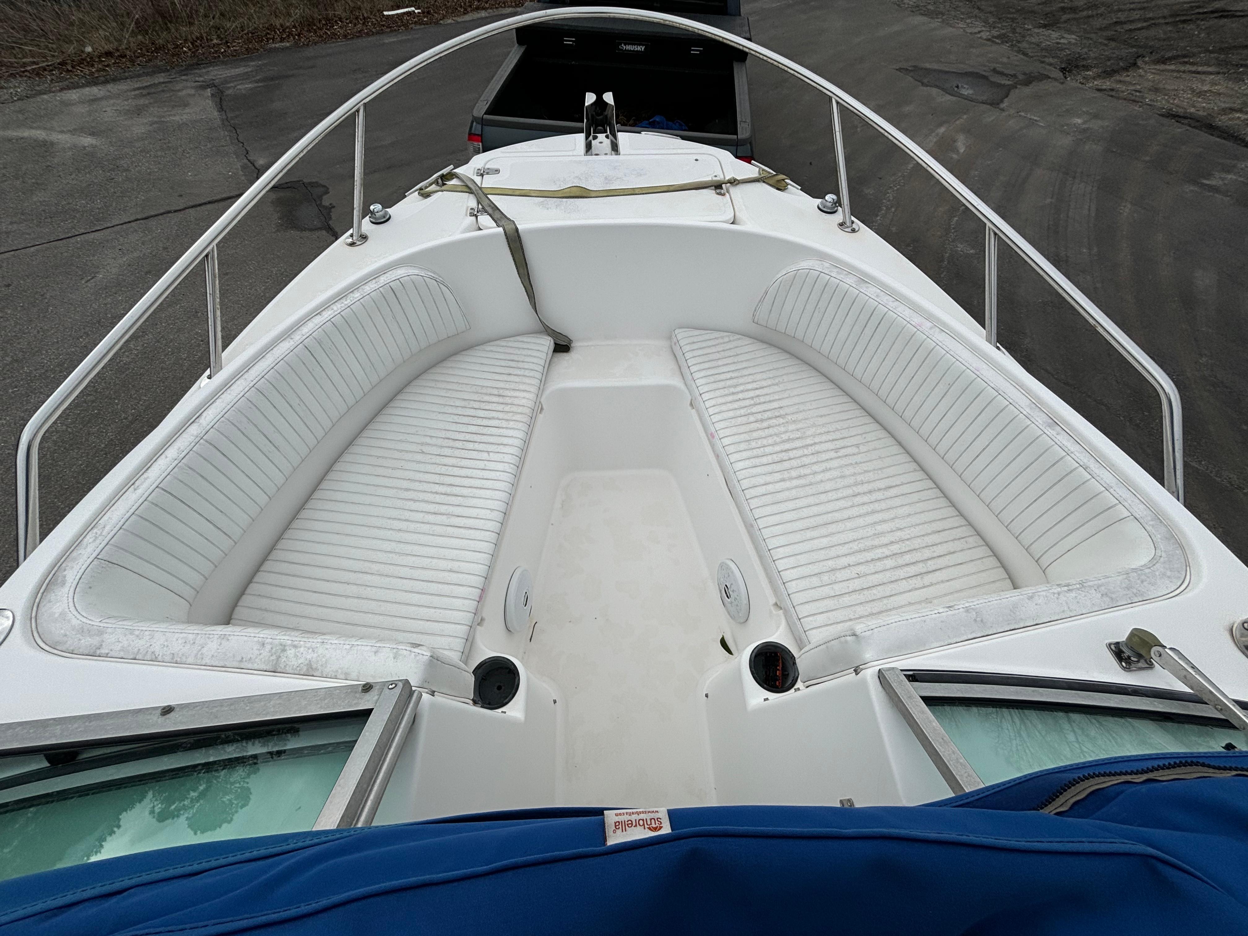2002 Boston Whaler 210 Ventura - Image 9