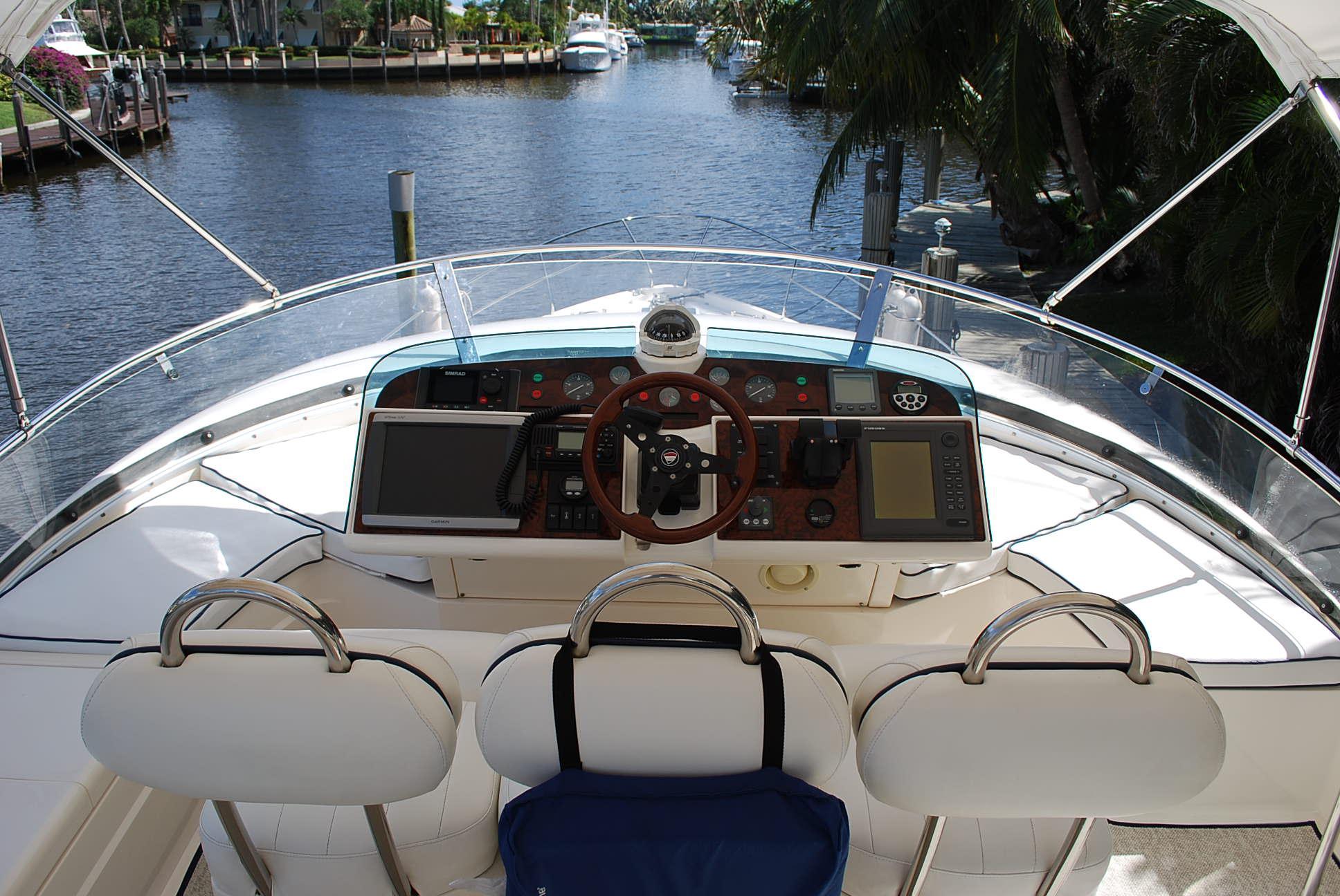 Fairline-Squadron 2000-No Name FL-US-9736853 | Thumbnail
