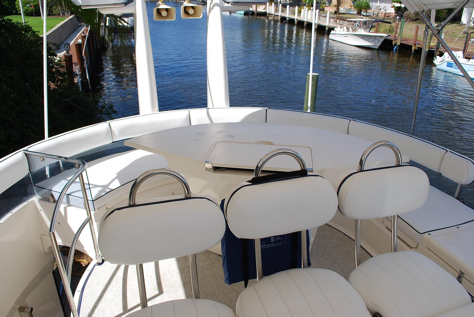 Fairline-Squadron 2000-No Name FL-US-9736853 | Thumbnail
