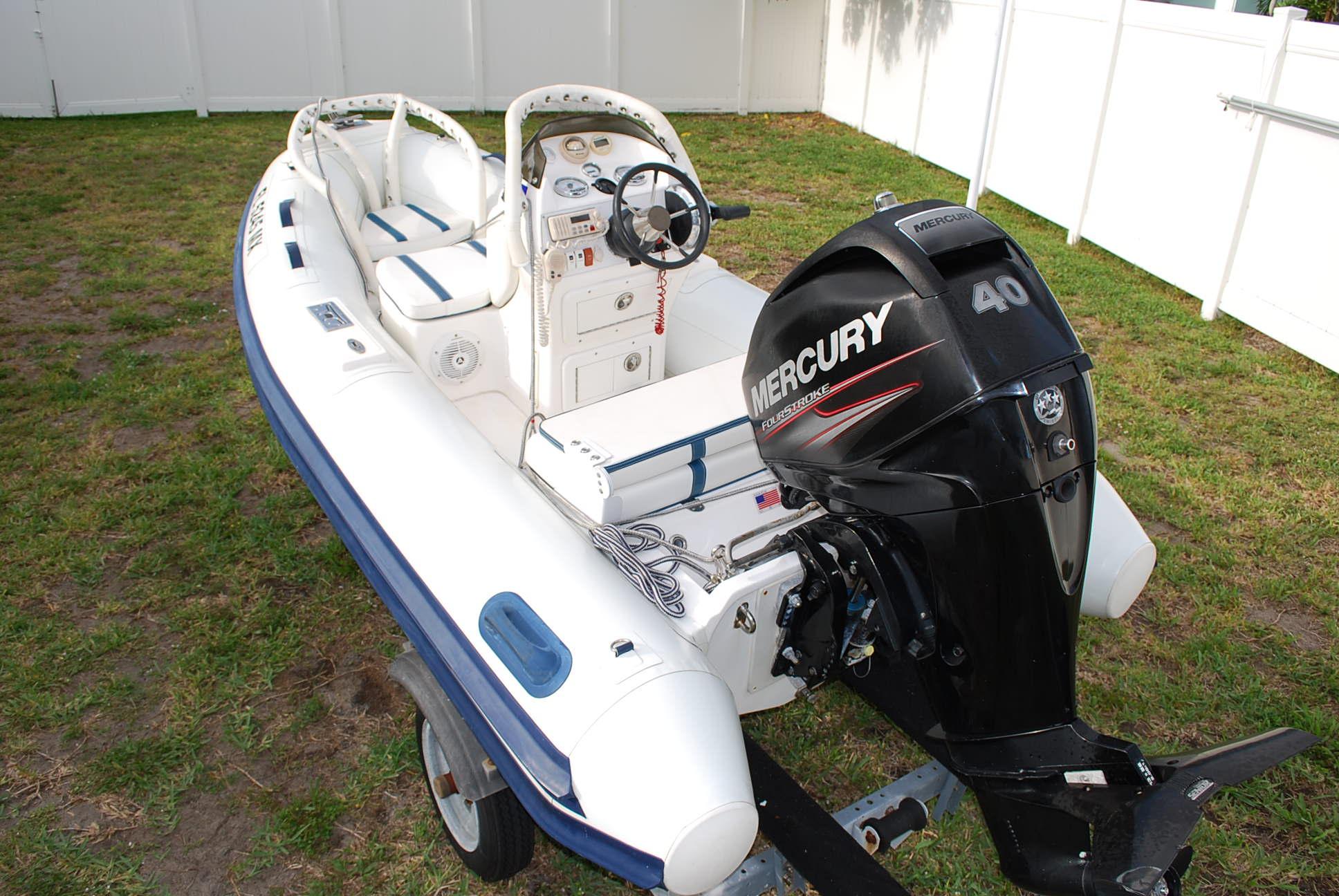 Fairline-Squadron 2000-No Name FL-US-9736853 | Thumbnail