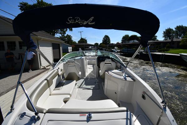 26' Sea Ray, Listing Number 100890721, - Photo No. 9