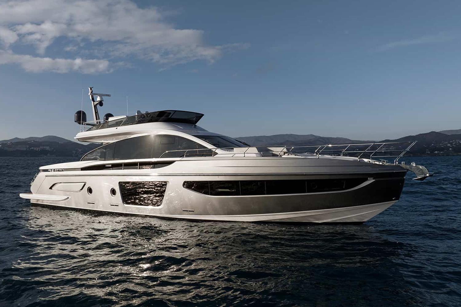 2024 AZIMUT S7