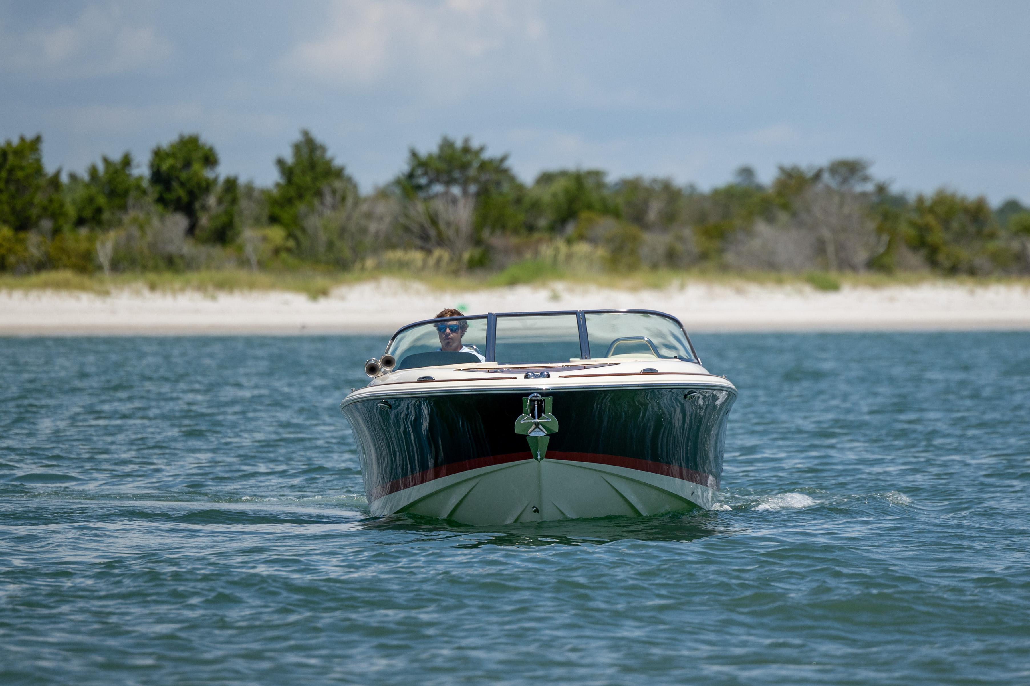 2022-chris-craft-launch-27-power-9856861-20250630063100095-1