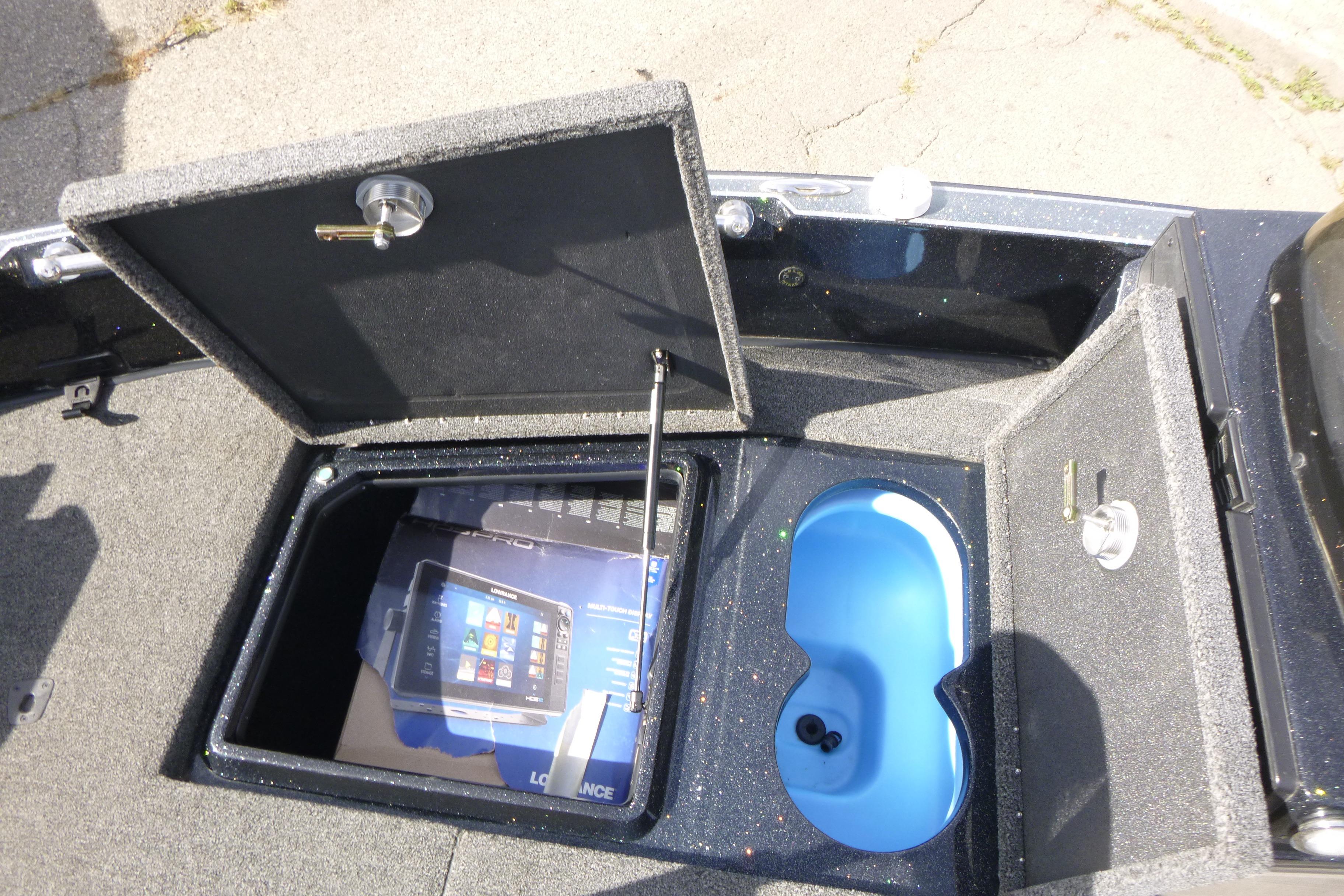 2023 Nitro ZV21 Gallery