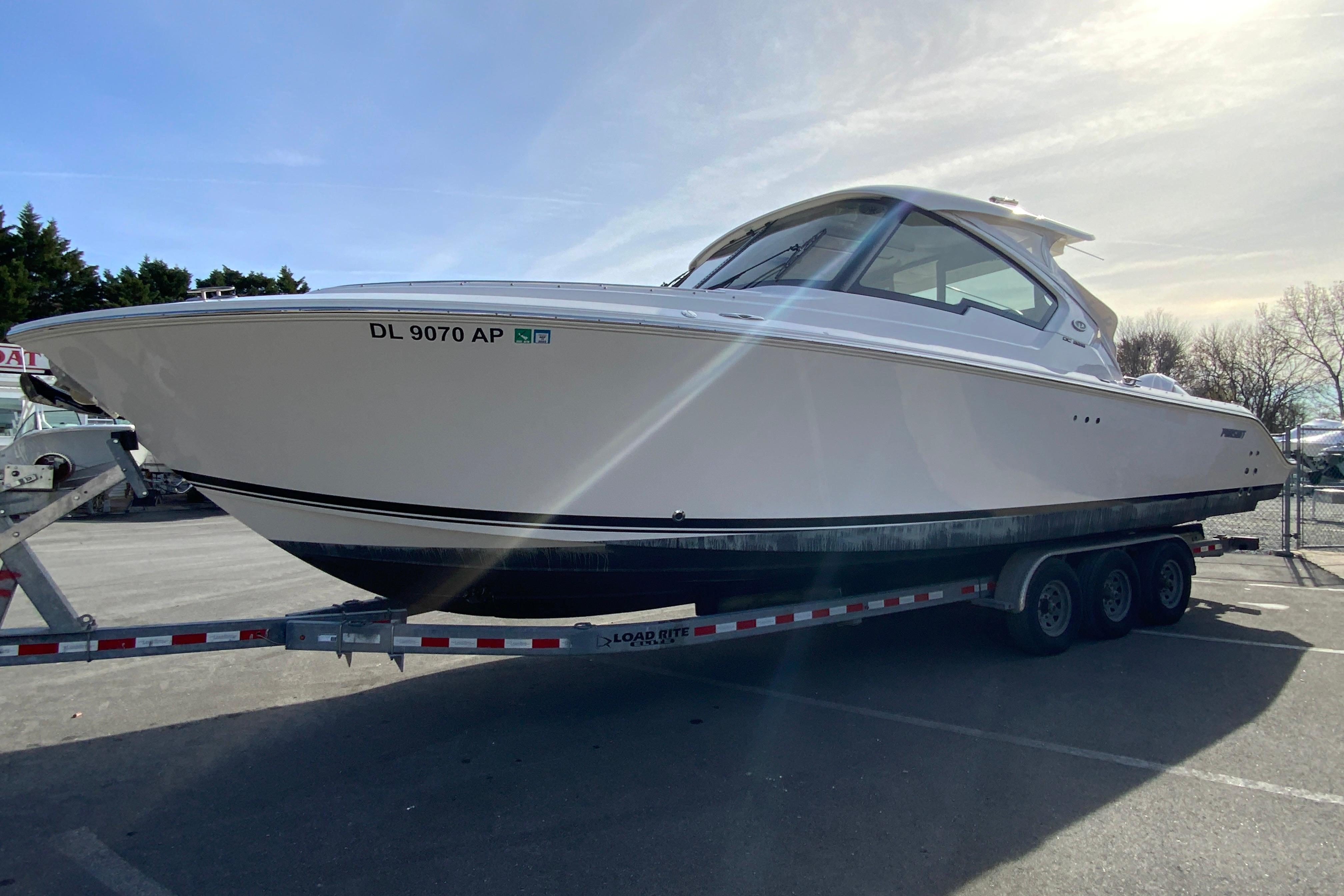 2024 Pursuit DC 326 Dual Console-6