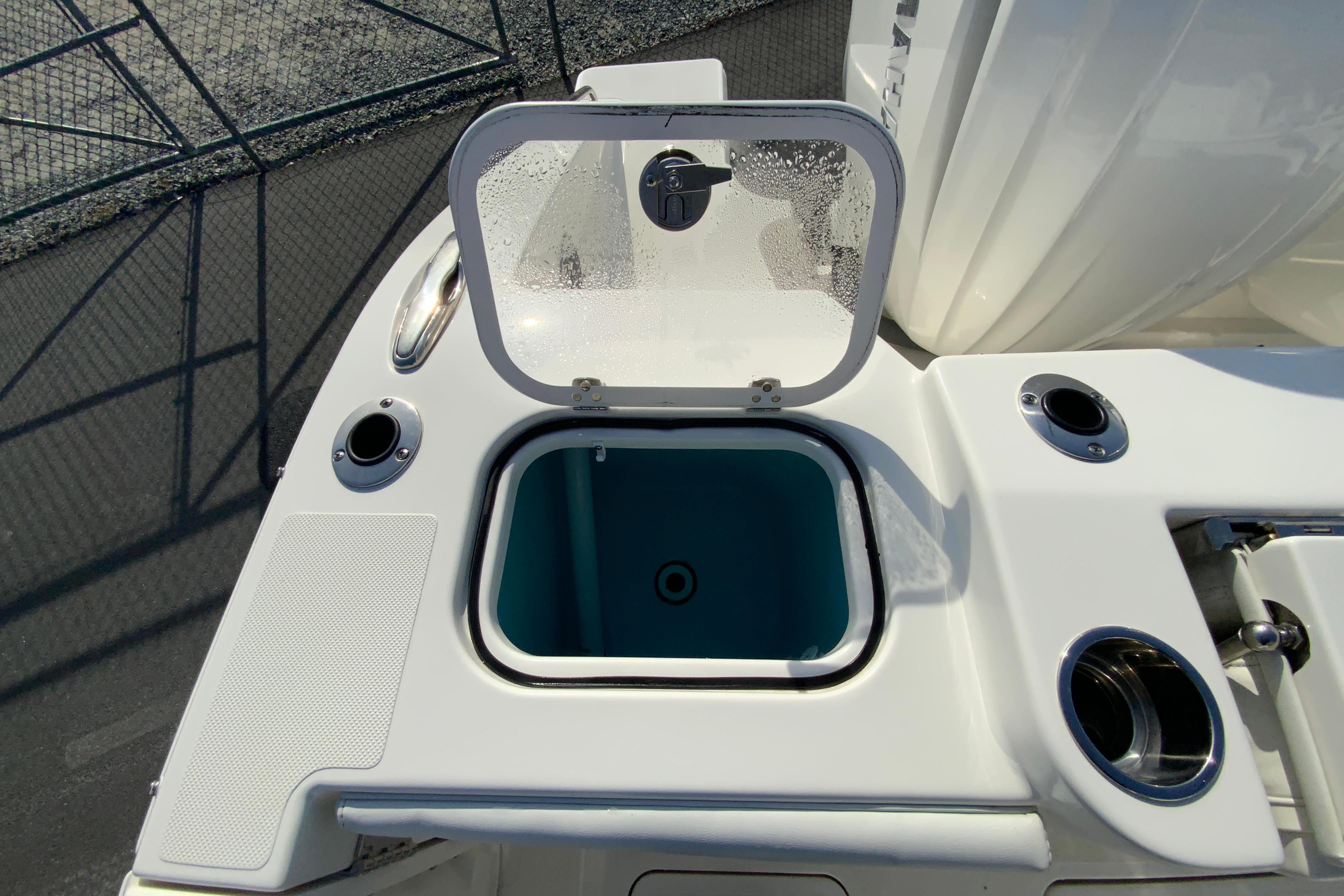 2024 Pursuit DC 326 Dual Console-17