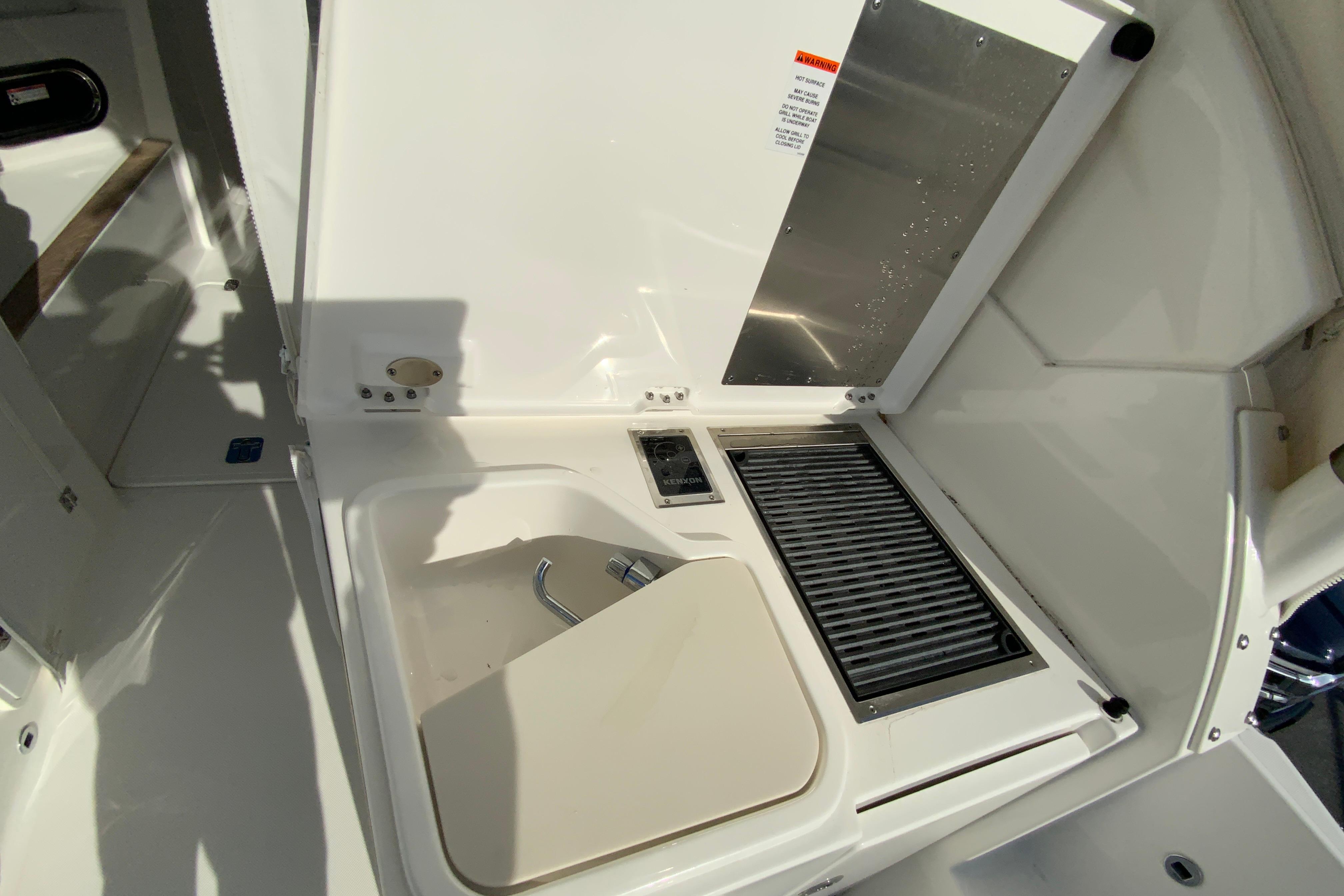 2024 Pursuit DC 326 Dual Console-19