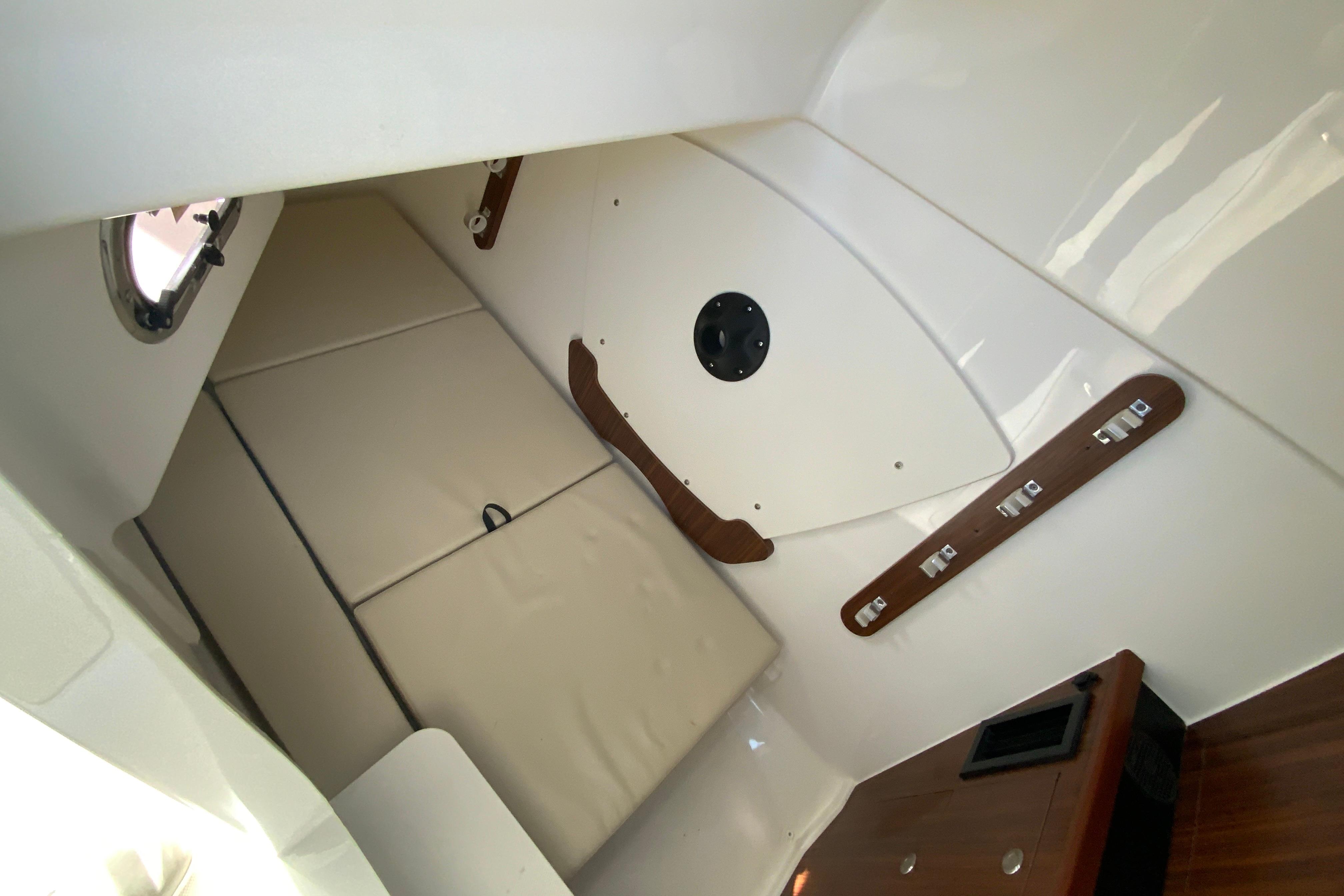 2024 Pursuit DC 326 Dual Console-41