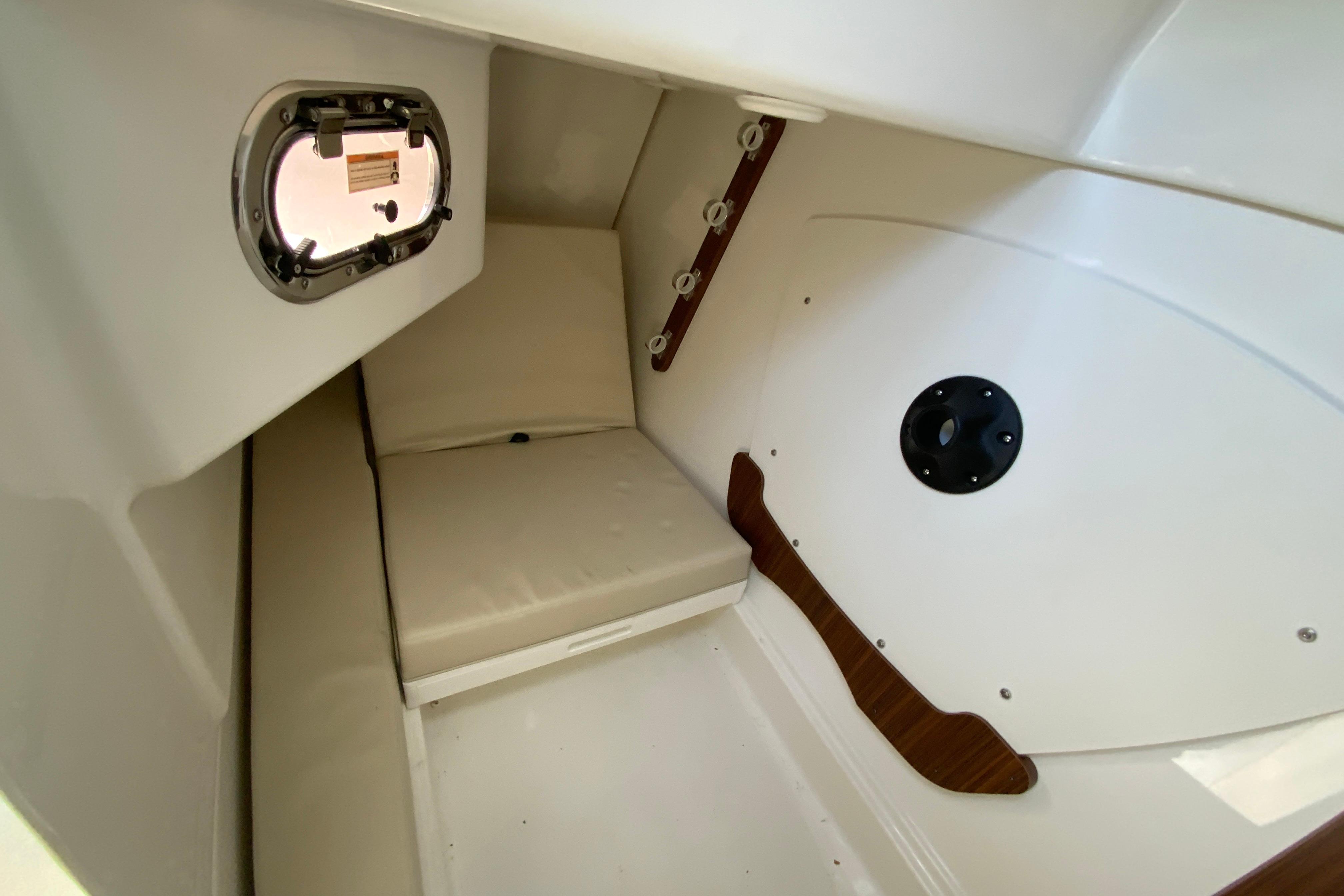 2024 Pursuit DC 326 Dual Console-43