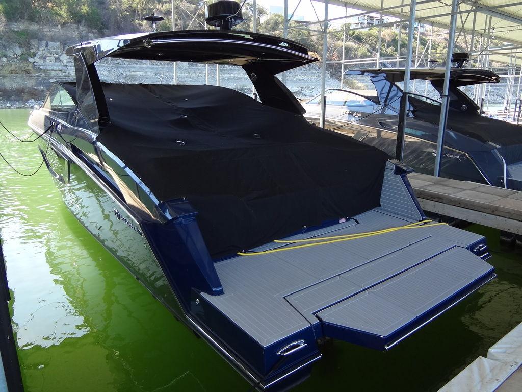 2021-cruisers-yachts-38-gls-io-power-9646866-20250103085501775-1_XLARGE