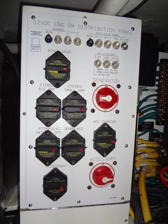 2021-cruisers-yachts-38-gls-io-power-9646866-20250103085607942-1_XLARGE