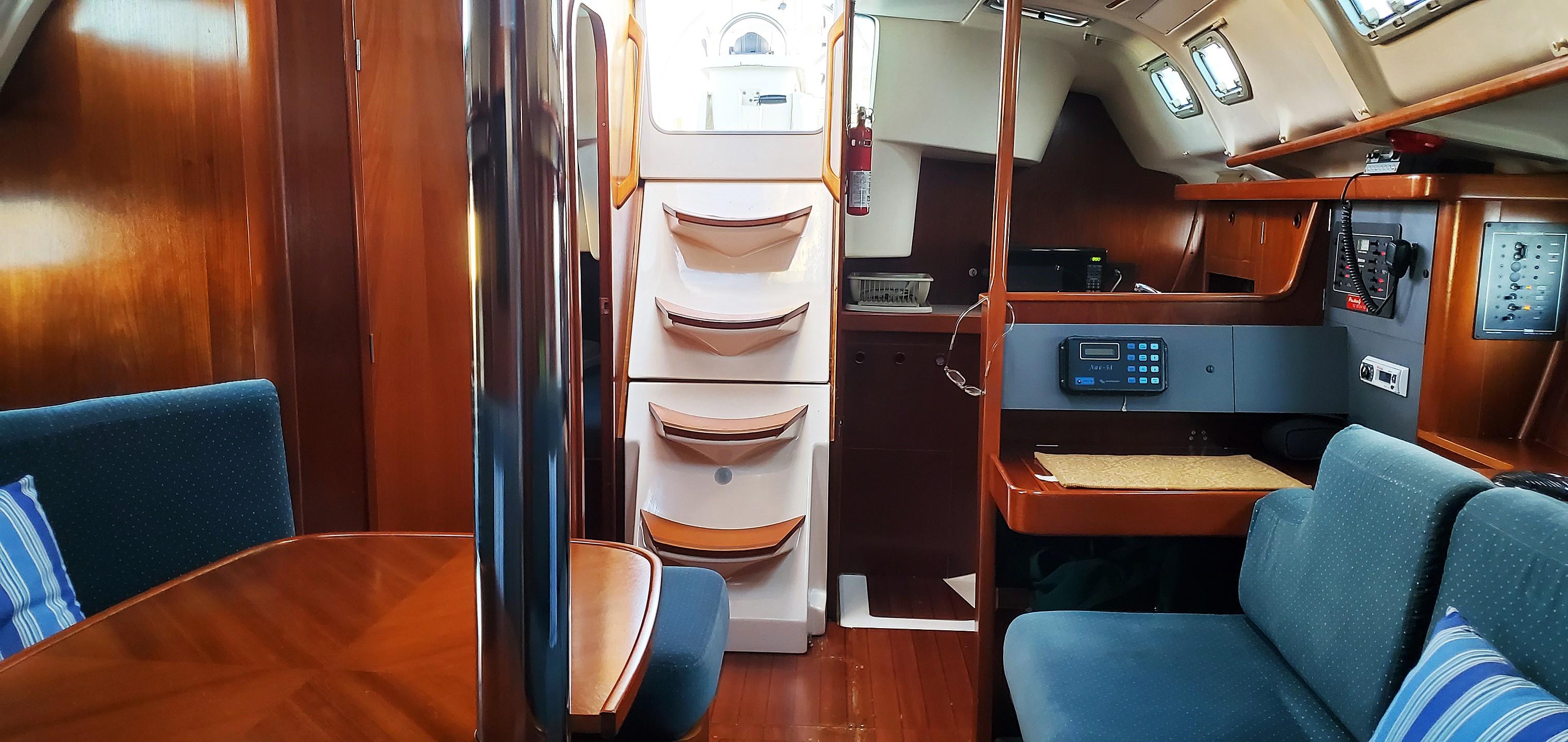 Salon View from Fwd Cabin